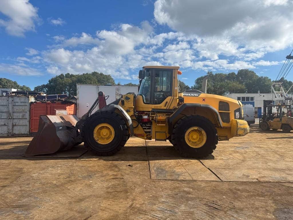 Volvo L 120 G  - اللودر بعجل: صور 1 Volvo L 120 G  - اللودر بعجل: صور 1