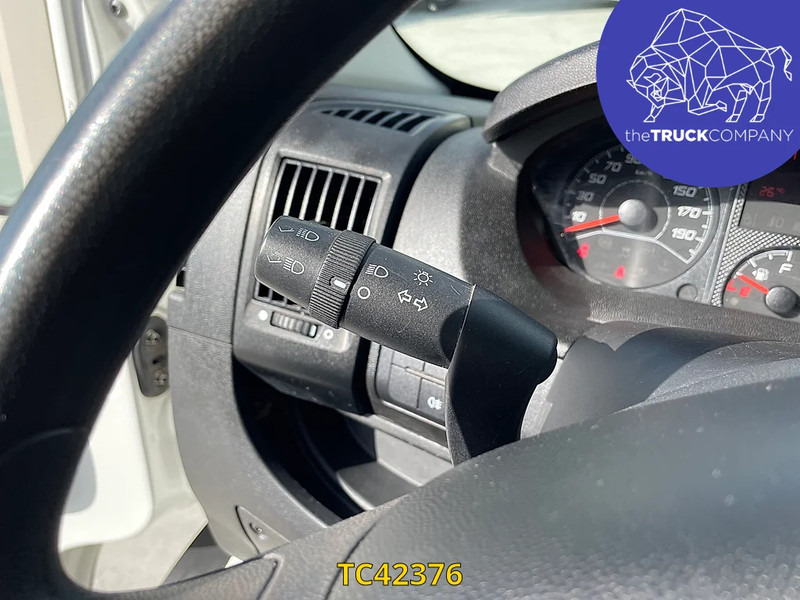 شاحنة البيك أب Citroën Jumper: صور 18