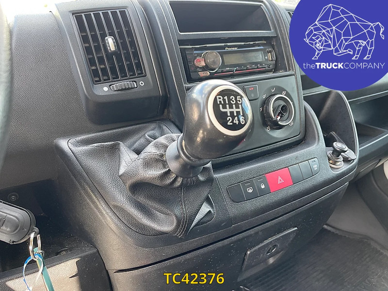 شاحنة البيك أب Citroën Jumper: صور 16