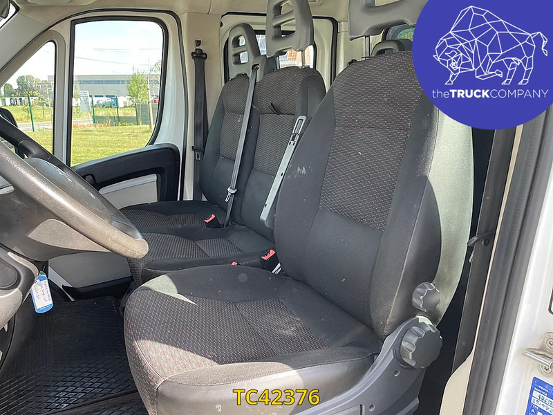 شاحنة البيك أب Citroën Jumper: صور 13