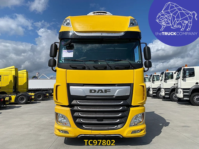 DAF XF 105 480 - شاحنة جرار: صور 2 DAF XF 105 480 - شاحنة جرار: صور 2