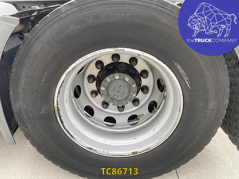 DAF XF 460 - شاحنة جرار: صور 4 DAF XF 460 - شاحنة جرار: صور 4