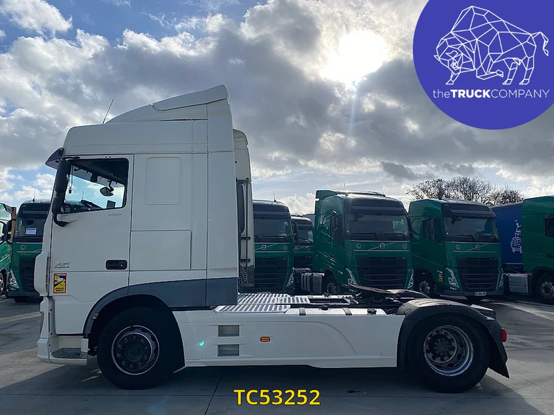 DAF XF 460 - شاحنة جرار: صور 2 DAF XF 460 - شاحنة جرار: صور 2