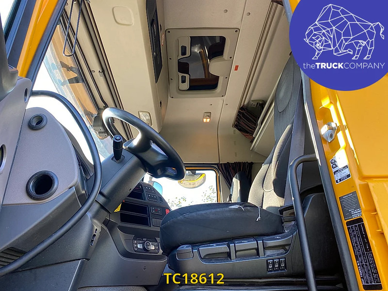 شاحنة جرار DAF XF 480: صور 12