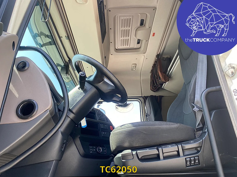 DAF XF Euro6 450 - شاحنة جرار: صور 5 DAF XF Euro6 450 - شاحنة جرار: صور 5