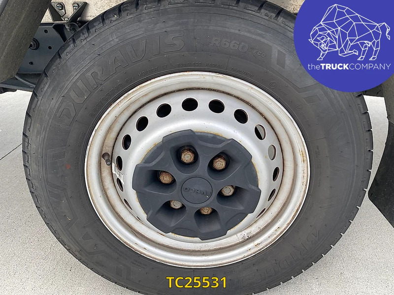 Iveco Daily 35s16 - الشاحنات الصغيرة: صور 4 Iveco Daily 35s16 - الشاحنات الصغيرة: صور 4