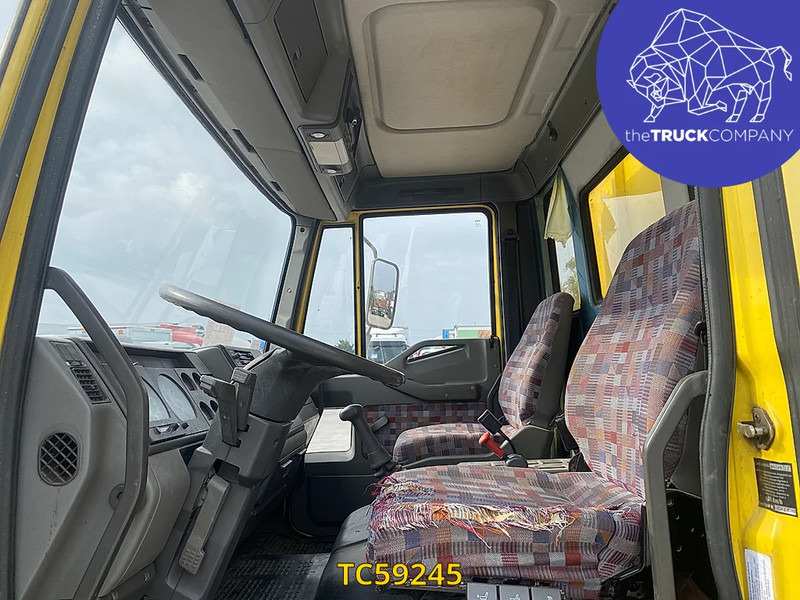 Iveco EuroCargo 120 E18 - الشاسيه شاحنة: صور 3 Iveco EuroCargo 120 E18 - الشاسيه شاحنة: صور 3
