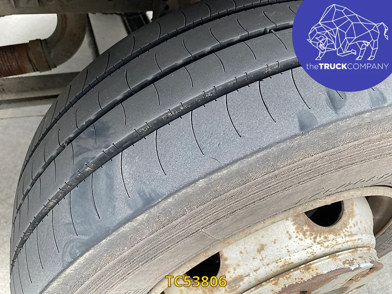 MAN L 2000 12.220 - شاحنة صهريج: صور 3 MAN L 2000 12.220 - شاحنة صهريج: صور 3