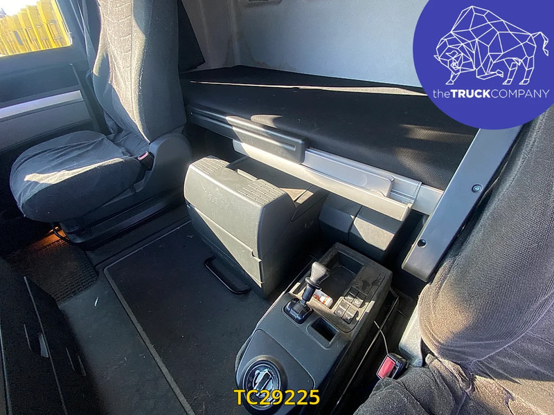MAN TGX 440 - شاحنات مسطحة: صور 2 MAN TGX 440 - شاحنات مسطحة: صور 2