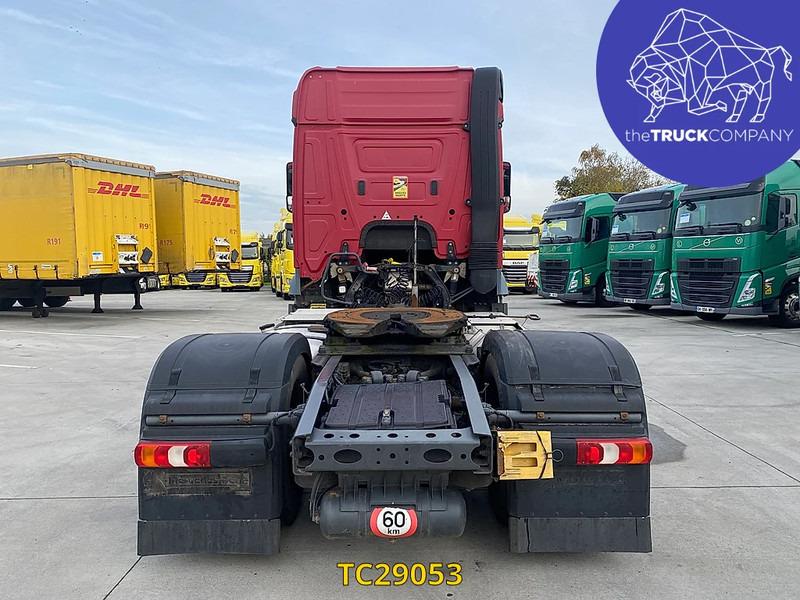 Mercedes-Benz Actros 1842 - شاحنة جرار: صور 4 Mercedes-Benz Actros 1842 - شاحنة جرار: صور 4