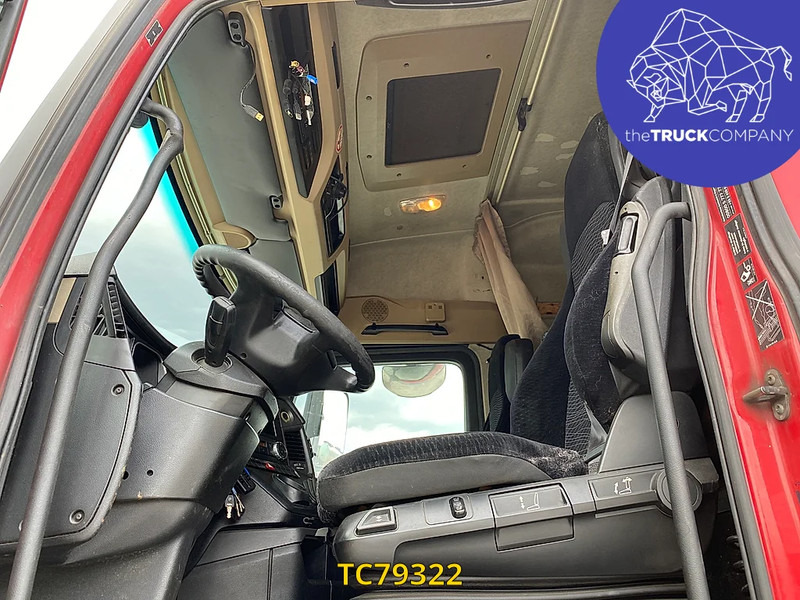 Mercedes-Benz Actros 1842 - شاحنة جرار: صور 5 Mercedes-Benz Actros 1842 - شاحنة جرار: صور 5