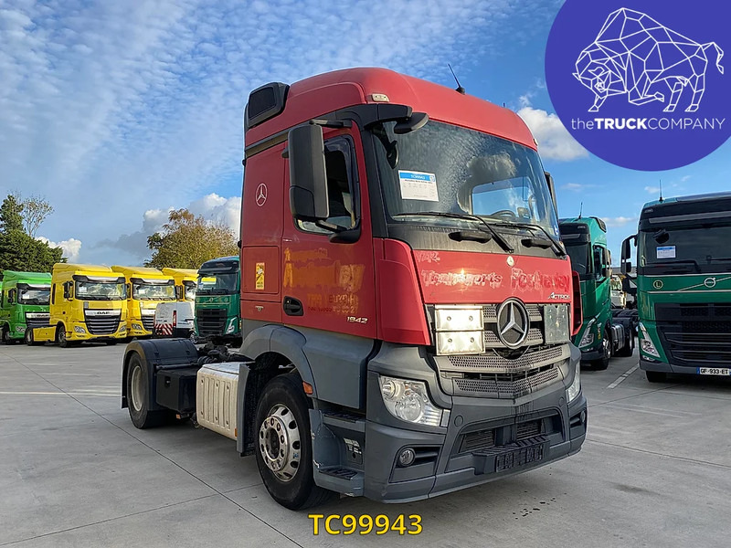 Mercedes-Benz Actros 1842 - شاحنة جرار: صور 3 Mercedes-Benz Actros 1842 - شاحنة جرار: صور 3