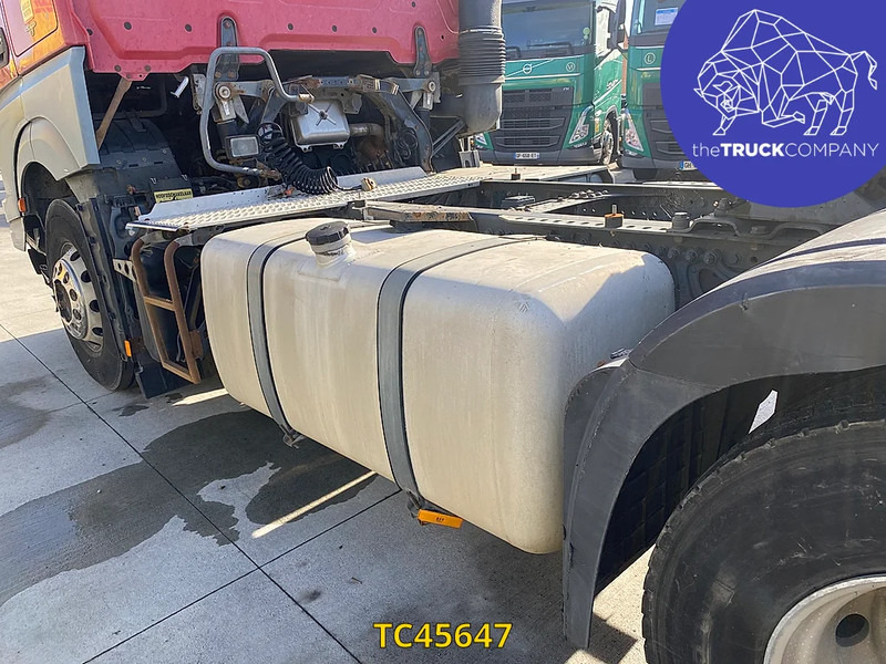 شاحنة جرار Mercedes-Benz Actros 1843: صور 12 شاحنة جرار Mercedes-Benz Actros 1843: صور 12