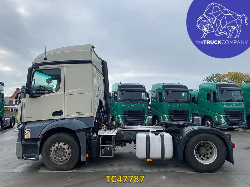 Mercedes-Benz Actros 1843 - شاحنة جرار: صور 2 Mercedes-Benz Actros 1843 - شاحنة جرار: صور 2