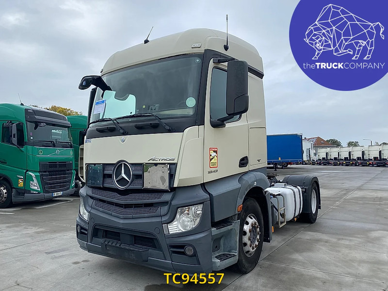 Mercedes-Benz Actros 1843 - شاحنة جرار: صور 1 Mercedes-Benz Actros 1843 - شاحنة جرار: صور 1