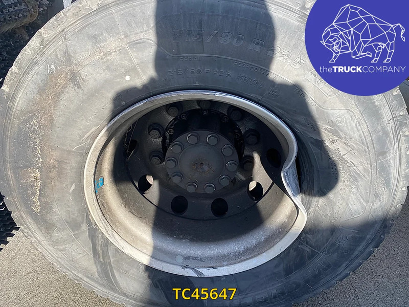 شاحنة جرار Mercedes-Benz Actros 1843: صور 20 شاحنة جرار Mercedes-Benz Actros 1843: صور 20