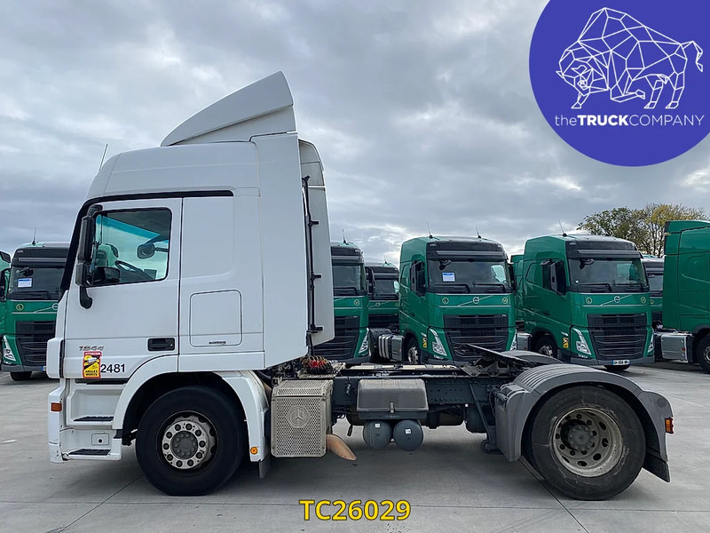 Mercedes-Benz Actros 1844 - شاحنة جرار: صور 2 Mercedes-Benz Actros 1844 - شاحنة جرار: صور 2