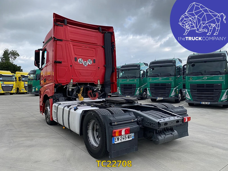 Mercedes-Benz Actros 1846 - شاحنة جرار: صور 3 Mercedes-Benz Actros 1846 - شاحنة جرار: صور 3