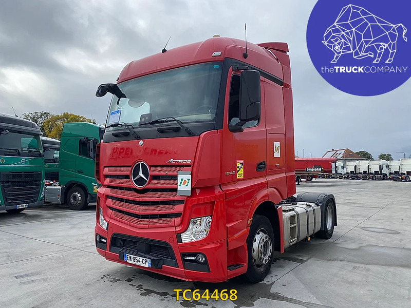 Mercedes-Benz Actros 1846 - شاحنة جرار: صور 1 Mercedes-Benz Actros 1846 - شاحنة جرار: صور 1