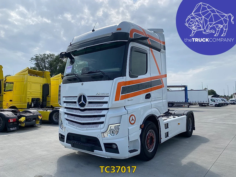 Mercedes-Benz Actros 1848 - شاحنة جرار: صور 1 Mercedes-Benz Actros 1848 - شاحنة جرار: صور 1
