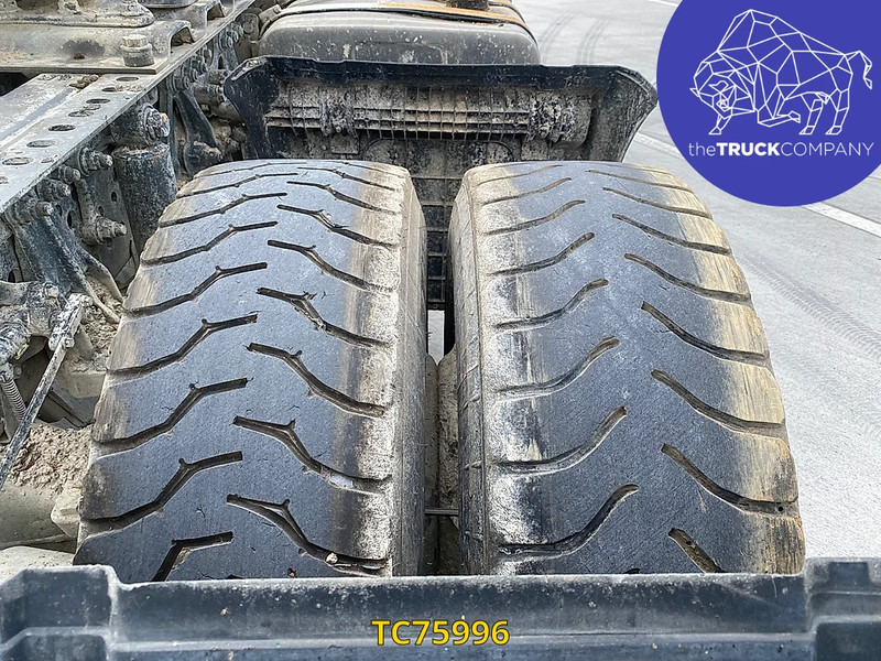 Mercedes-Benz Arocs 1843 - شاحنة جرار: صور 4 Mercedes-Benz Arocs 1843 - شاحنة جرار: صور 4