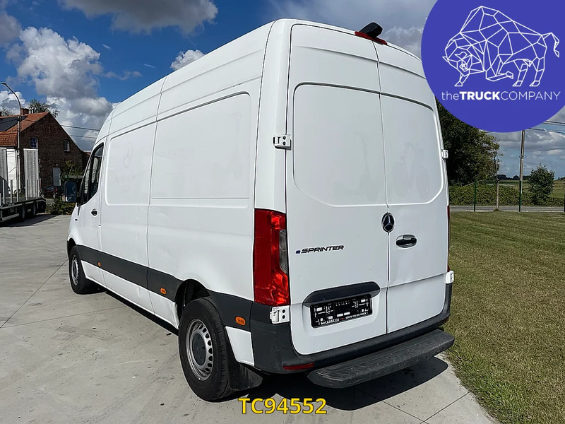 Mercedes-Benz E-Sprinter L2H2 41 kWh - فان, فان كهربائية: صور 3 Mercedes-Benz E-Sprinter L2H2 41 kWh - فان, فان كهربائية: صور 3