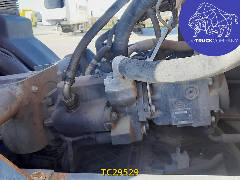 Renault Kerax 420 - شاحنة خلاطة خرسانة: صور 5 Renault Kerax 420 - شاحنة خلاطة خرسانة: صور 5