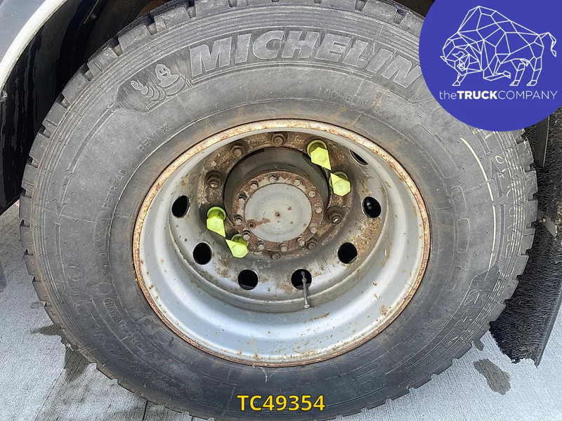 Renault Premium 270 - شاحنة صهريج: صور 4 Renault Premium 270 - شاحنة صهريج: صور 4
