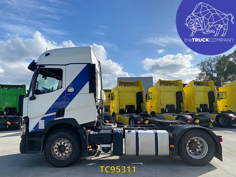 Renault T 440 - شاحنة جرار: صور 2 Renault T 440 - شاحنة جرار: صور 2