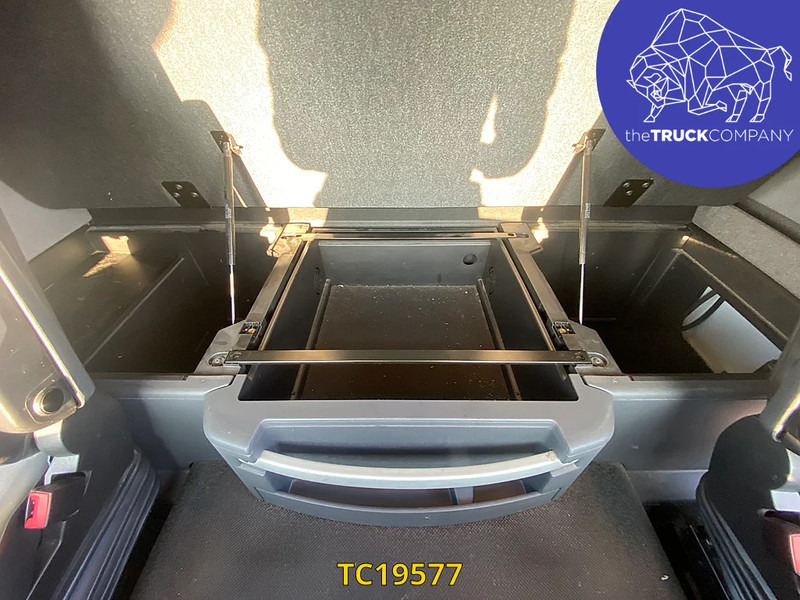 Renault T 460 - شاحنة جرار: صور 2 Renault T 460 - شاحنة جرار: صور 2