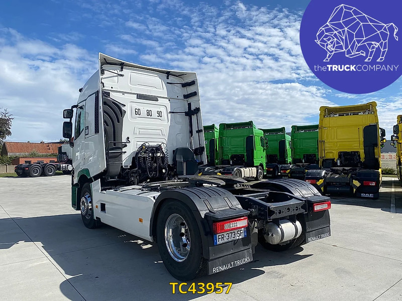 Renault T 480 - شاحنة جرار: صور 3 Renault T 480 - شاحنة جرار: صور 3