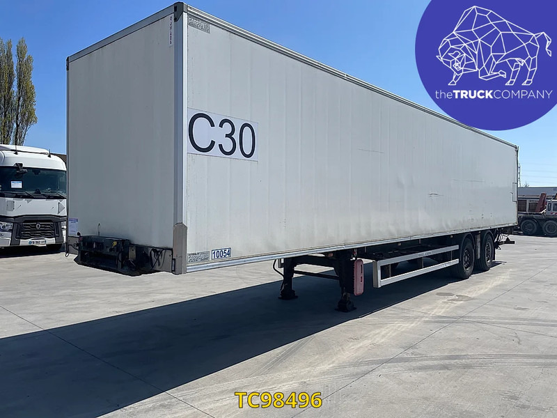 Renders - بصندوق مغلق نصف مقطورة: صور 2 Renders - بصندوق مغلق نصف مقطورة: صور 2