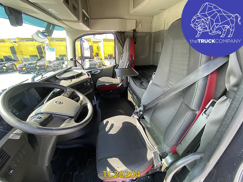 Volvo FH 460 - شاحنة جرار: صور 5 Volvo FH 460 - شاحنة جرار: صور 5