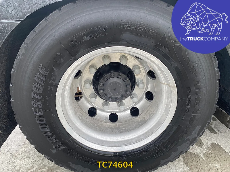 Volvo FH 460 - شاحنة جرار: صور 4 Volvo FH 460 - شاحنة جرار: صور 4