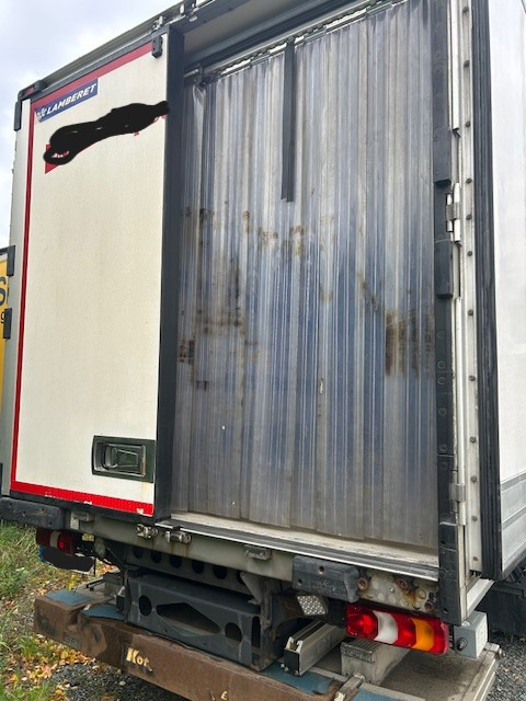 MERCEDES-BENZ 1524 - مبردة شاحنة: صور 5 MERCEDES-BENZ 1524 - مبردة شاحنة: صور 5