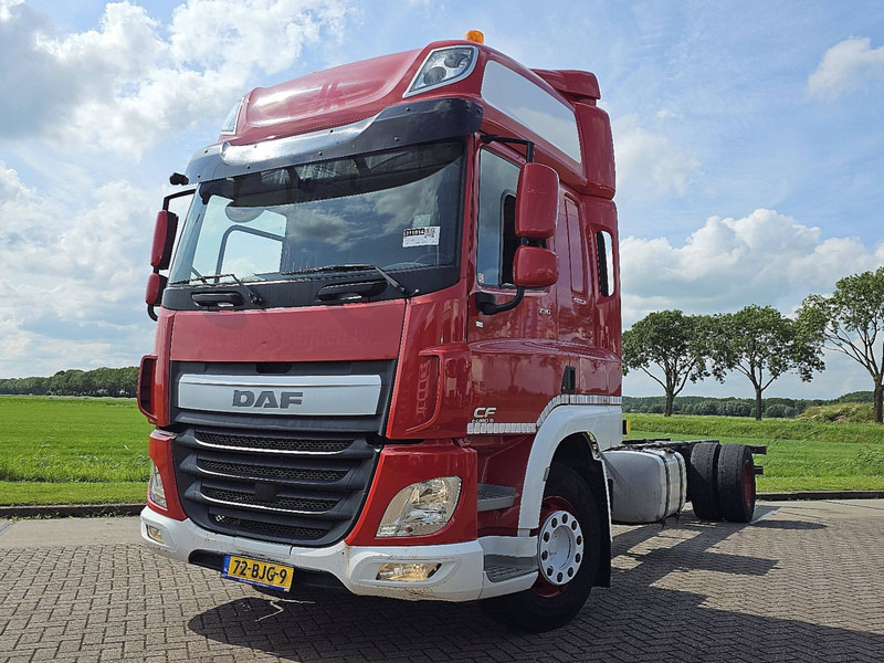 DAF CF 290 FA SPACECAB - الشاسيه شاحنة: صور 1 DAF CF 290 FA SPACECAB - الشاسيه شاحنة: صور 1