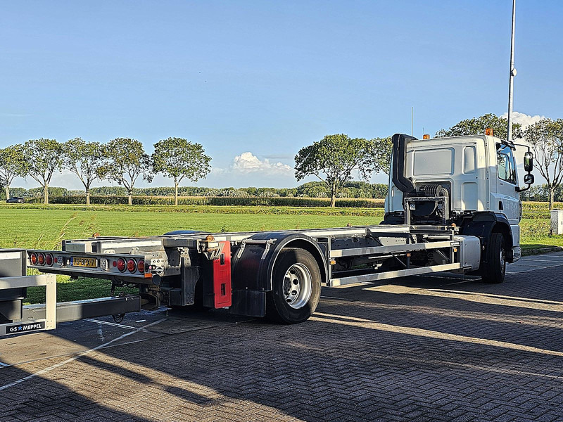 DAF CF 410 20FT TANKCONTAINER - شاحنات الحاويات/ جسم علوي قابل للتغيير شاحنة: صور 3 DAF CF 410 20FT TANKCONTAINER - شاحنات الحاويات/ جسم علوي قابل للتغيير شاحنة: صور 3