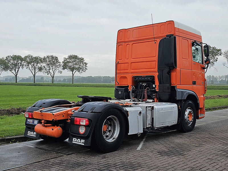 DAF XF 440 SPACECAB MANUAL - شاحنة جرار: صور 3 DAF XF 440 SPACECAB MANUAL - شاحنة جرار: صور 3