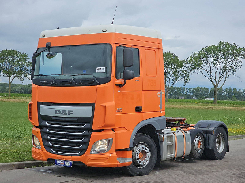 DAF XF 440 - شاحنة جرار: صور 2 DAF XF 440 - شاحنة جرار: صور 2