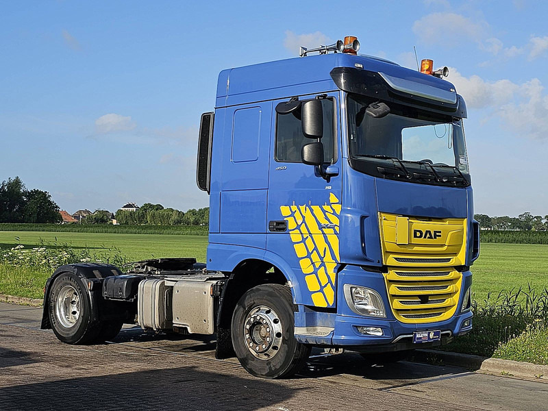 شاحنة جرار DAF XF 450: صور 5