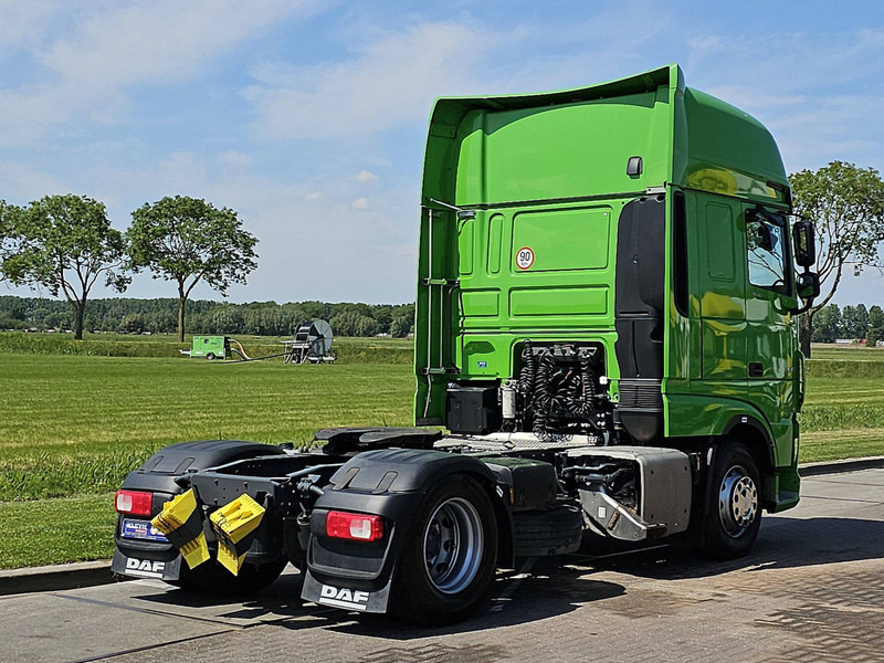 DAF XF 530 393tkm - شاحنة جرار: صور 3 DAF XF 530 393tkm - شاحنة جرار: صور 3
