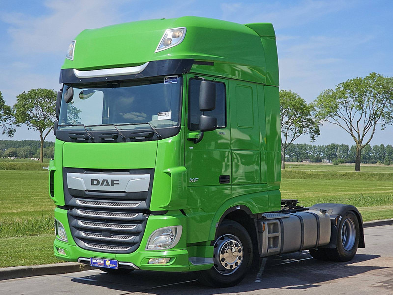 DAF XF 530 393tkm - شاحنة جرار: صور 2 DAF XF 530 393tkm - شاحنة جرار: صور 2