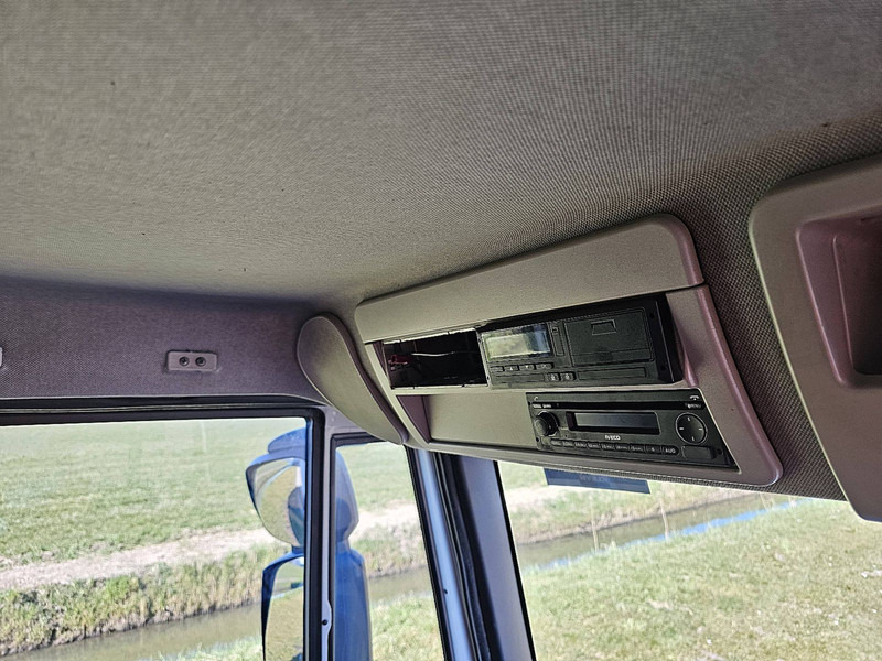 بصندوق مغلق شاحنة Iveco 120E25 EUROCARGO 3 SEATS AIRCO LIFT: صور 10