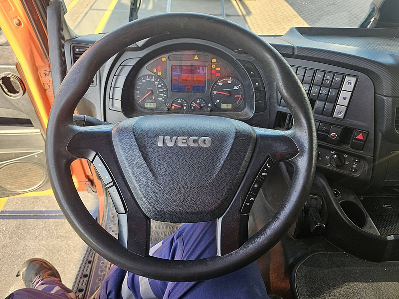 Iveco AD260S46 STRALIS MACHNINE TR. + CRANE - شاحنة نقل سيارات شاحنة, شاحنة كرين: صور 2 Iveco AD260S46 STRALIS MACHNINE TR. + CRANE - شاحنة نقل سيارات شاحنة, شاحنة كرين: صور 2
