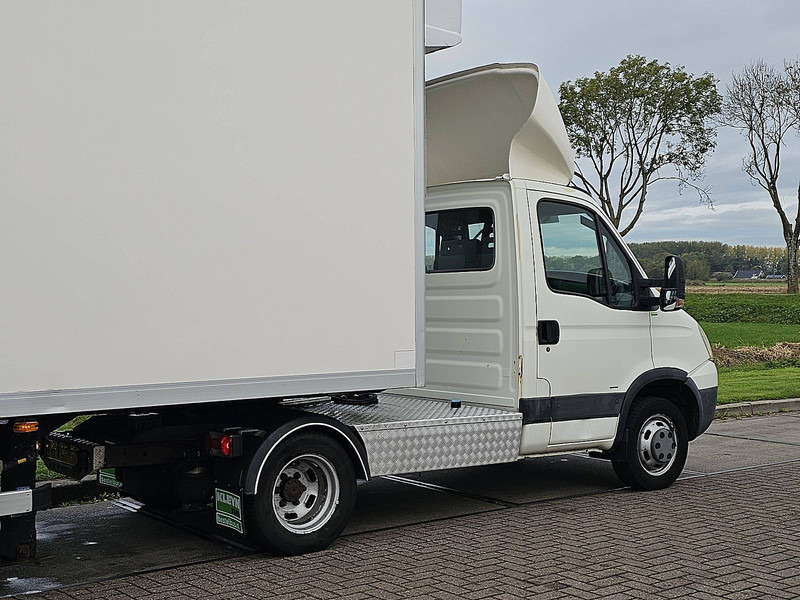 Iveco Daily 40C18 - الشاحنات الصغيرة المبردة: صور 3 Iveco Daily 40C18 - الشاحنات الصغيرة المبردة: صور 3