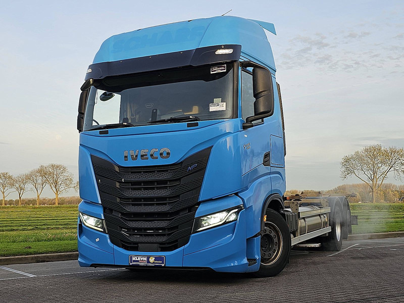 Iveco S-WAY AS260S46 6x2*4 LNG GAS - شاحنات الحاويات/ جسم علوي قابل للتغيير شاحنة: صور 1 Iveco S-WAY AS260S46 6x2*4 LNG GAS - شاحنات الحاويات/ جسم علوي قابل للتغيير شاحنة: صور 1