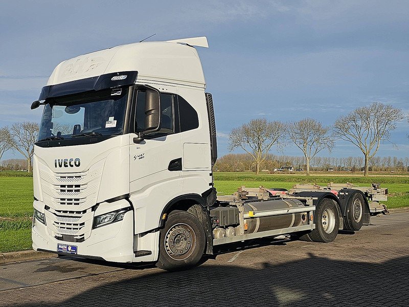Iveco S-WAY AS260S46 6x2*4 LNG GAS - شاحنات الحاويات/ جسم علوي قابل للتغيير شاحنة: صور 2 Iveco S-WAY AS260S46 6x2*4 LNG GAS - شاحنات الحاويات/ جسم علوي قابل للتغيير شاحنة: صور 2