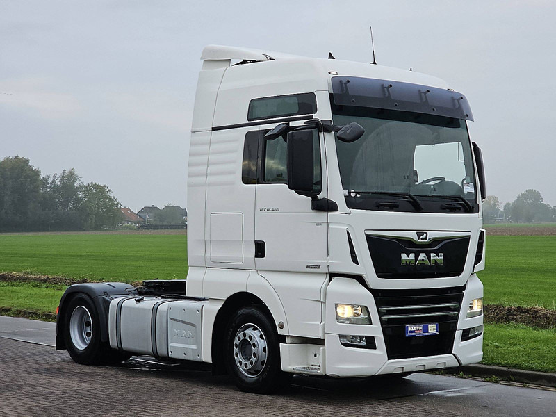 MAN 18.460 TGX XXL BLS 2X TANK - شاحنة جرار: صور 5 MAN 18.460 TGX XXL BLS 2X TANK - شاحنة جرار: صور 5