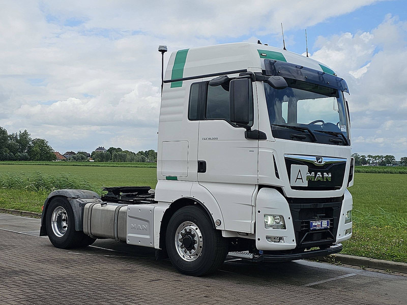 MAN 18.500 TGX XLX 4X4H PTO+HYDR. - شاحنة جرار: صور 5 MAN 18.500 TGX XLX 4X4H PTO+HYDR. - شاحنة جرار: صور 5