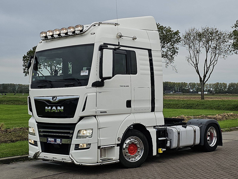 MAN 18.500 TGX XLX RET. LEATHER ALC - شاحنة جرار: صور 2 MAN 18.500 TGX XLX RET. LEATHER ALC - شاحنة جرار: صور 2